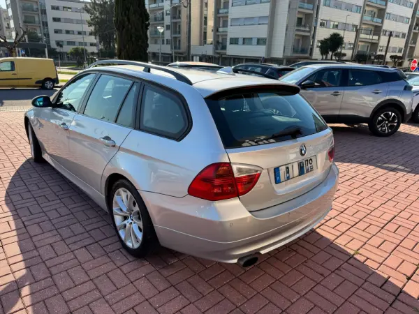 BMW 318 d Blue Performance 12