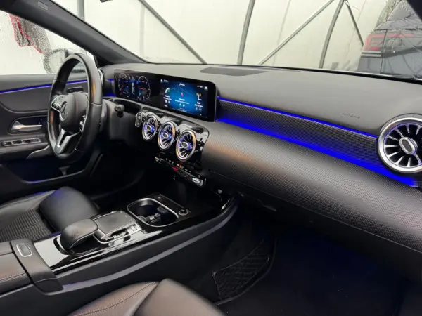 Mercedes-Benz A 180 Limousine d 7G-DCT Progressive 33