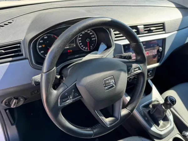 SEAT Arona 1.0 TSI Style 27