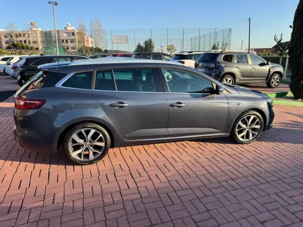 Renault Mégane Sport Tourer ENERGY TCe 130 BOSE EDITION 10