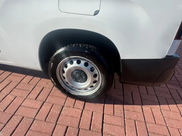 Peugeot Partner 1.5HDi Longa 7