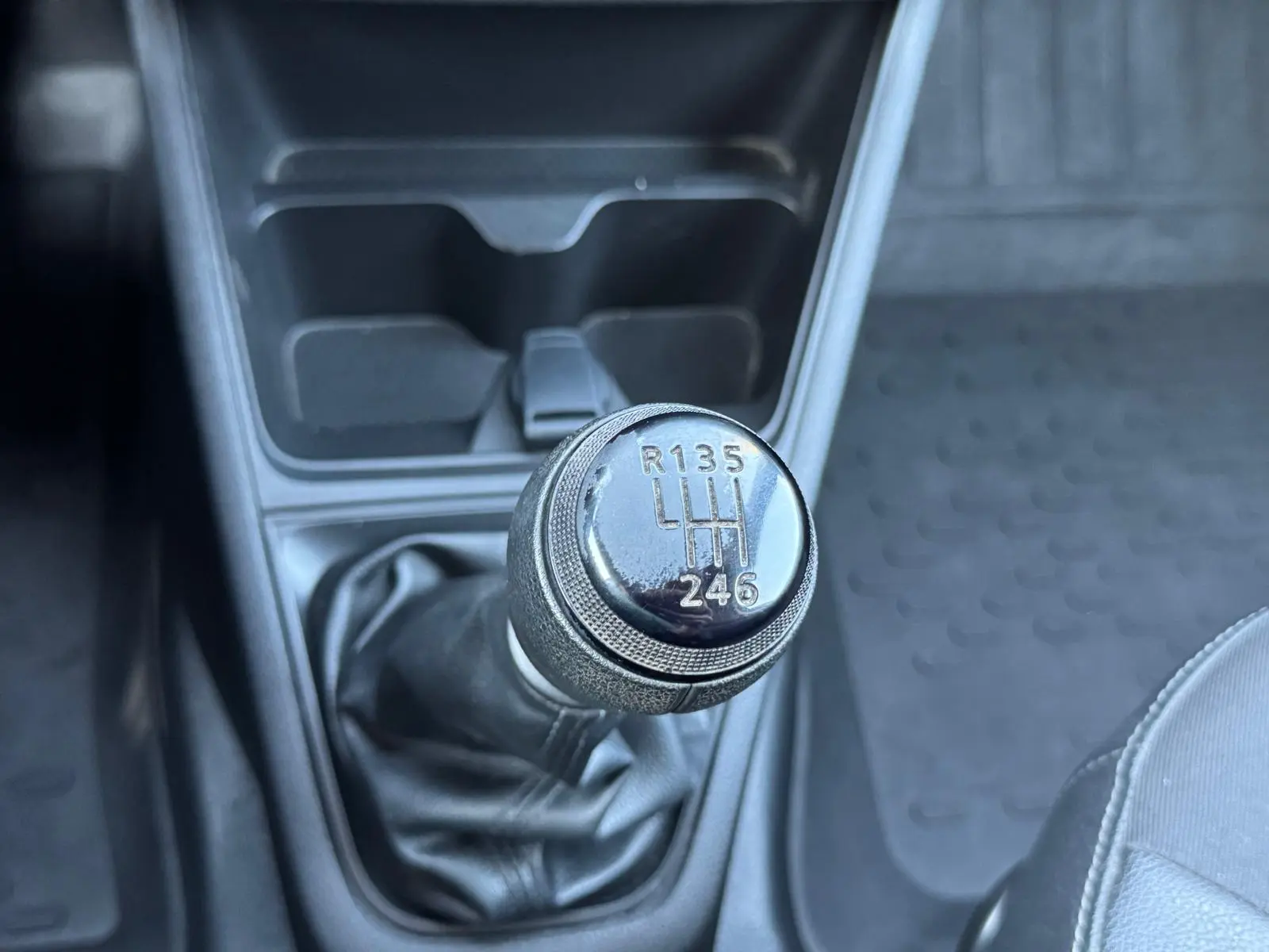 Renault Express GPS 19