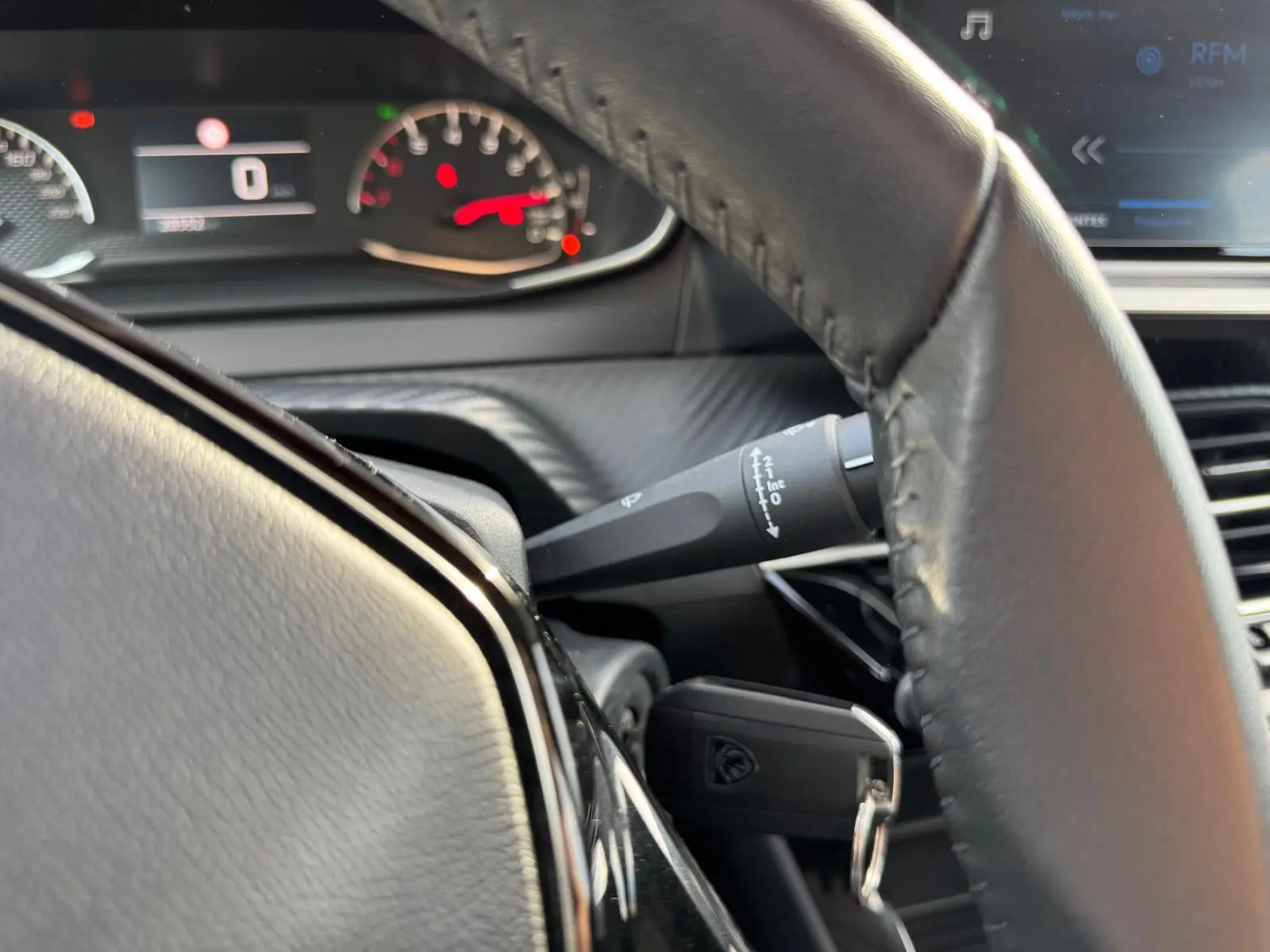 Peugeot 208 1.2 Puretch 27