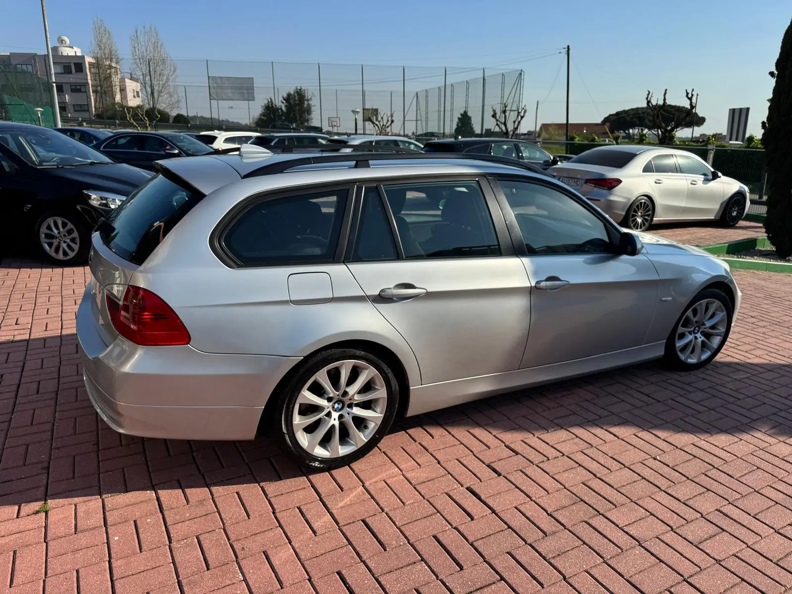 BMW 318 d Blue Performance 16