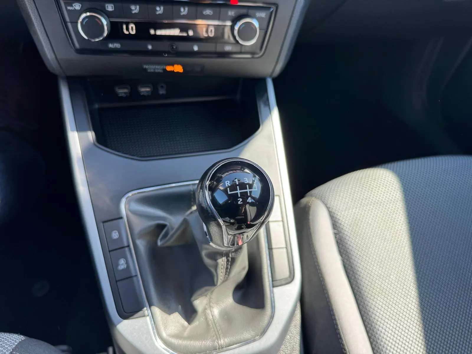 SEAT Arona 1.0 TSI Style 24