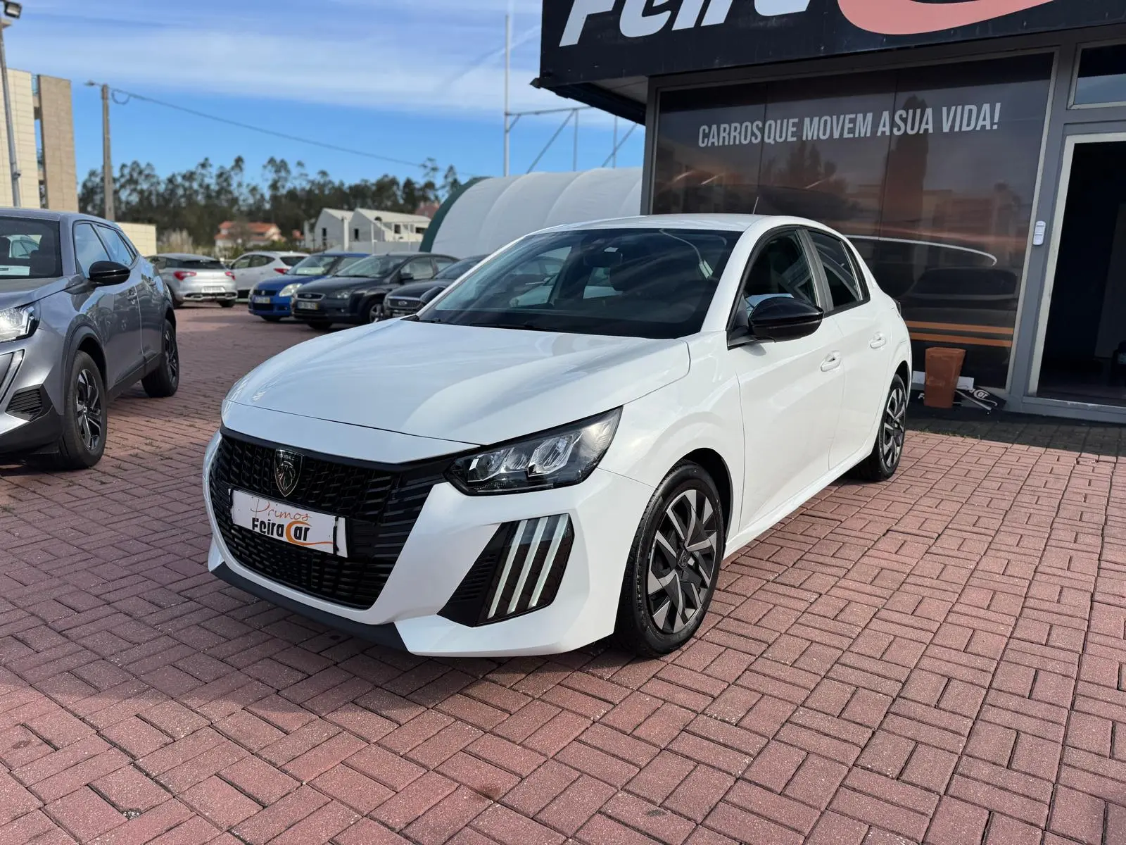 Peugeot 208 1.2 Puretch 21