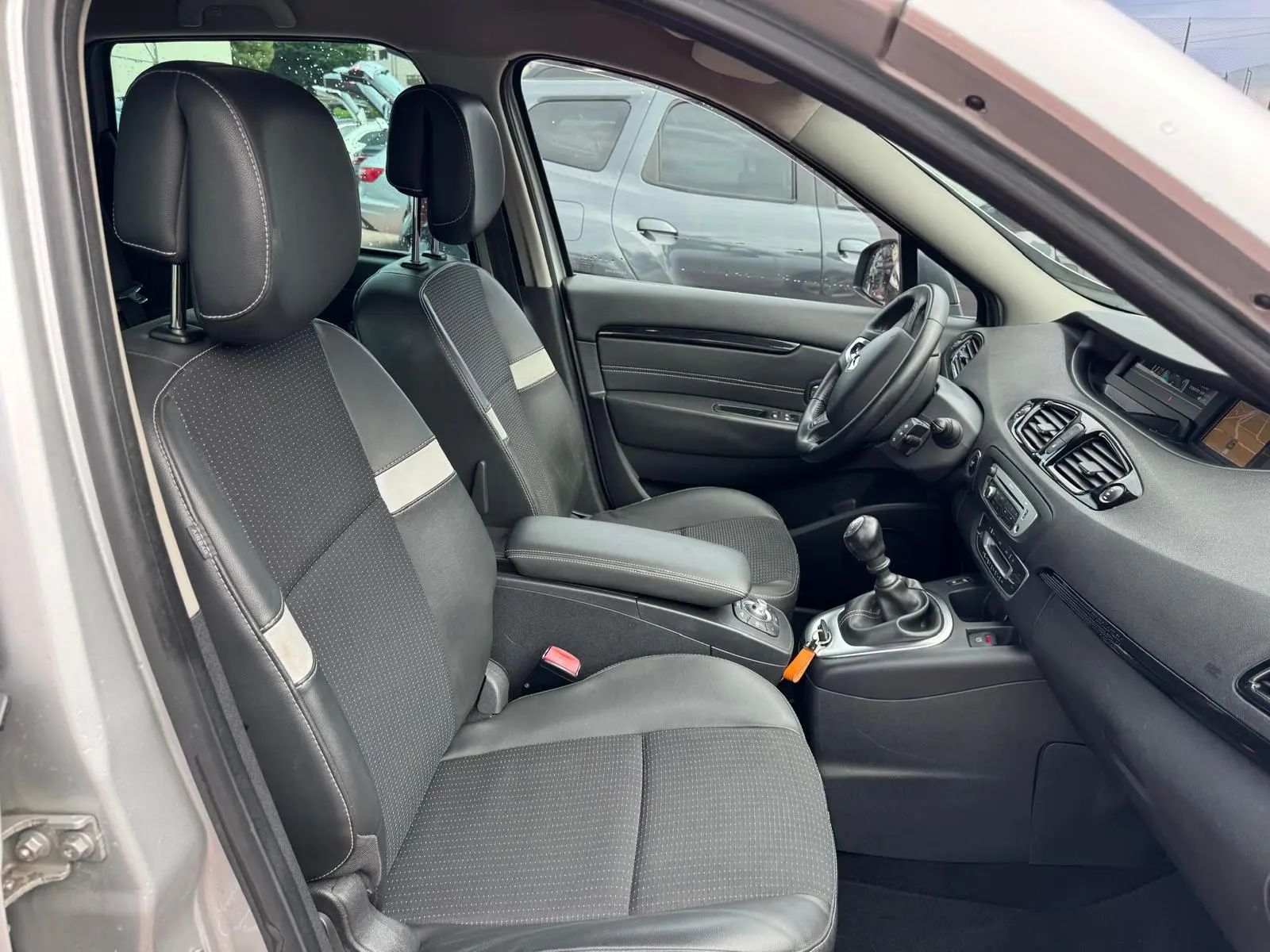 Renault Grand Scénic ENERGY dCi 110 LIMITED 21