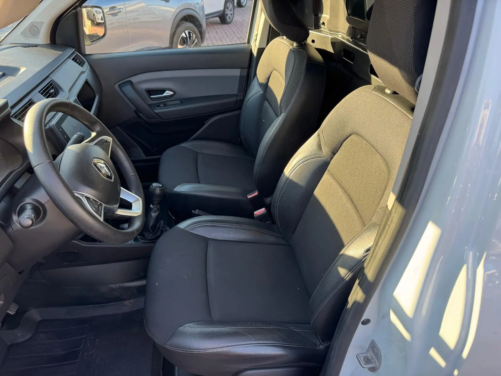 Renault Express GPS 4