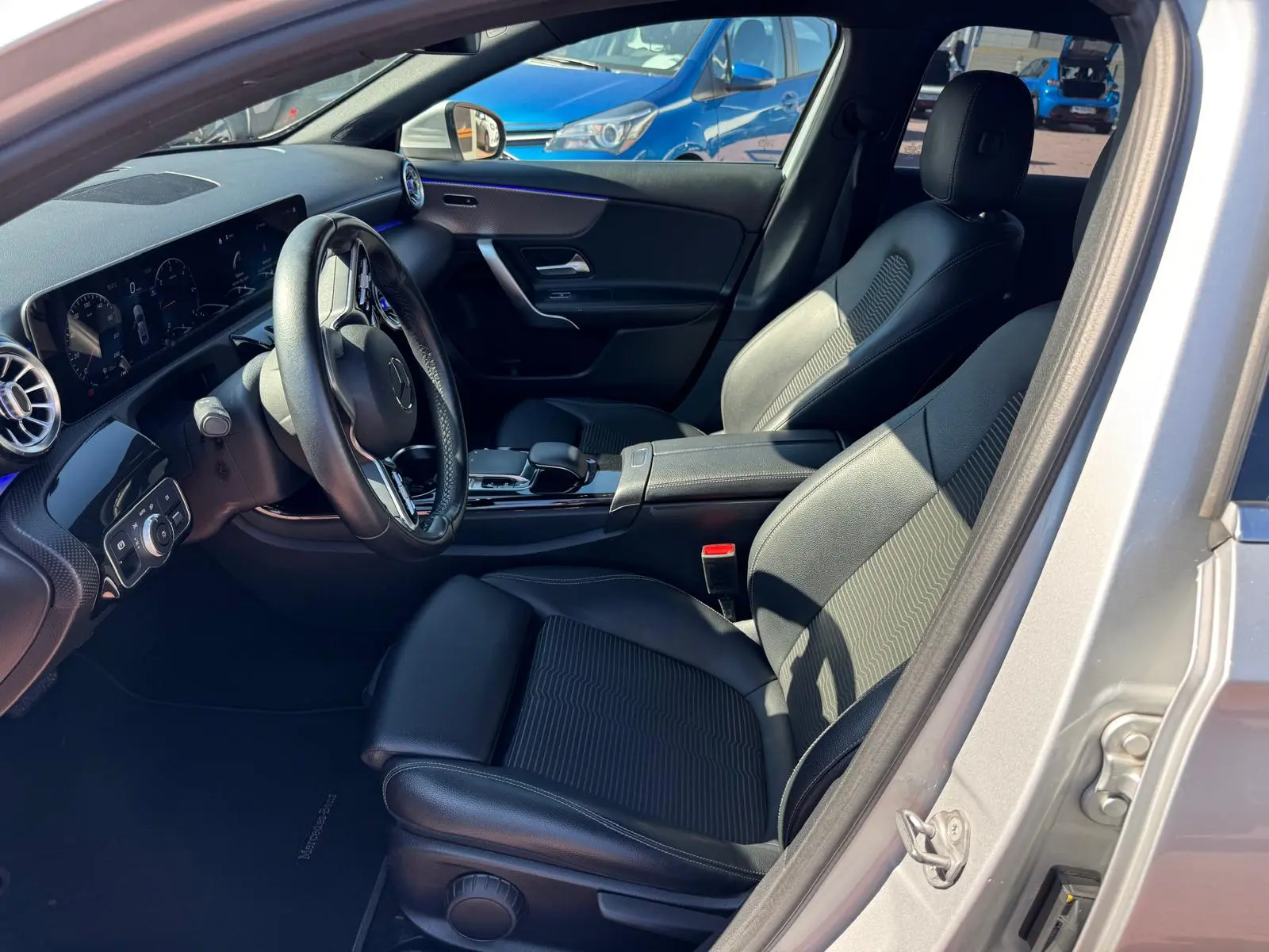 Mercedes-Benz A 180 Limousine d 7G-DCT Progressive 43