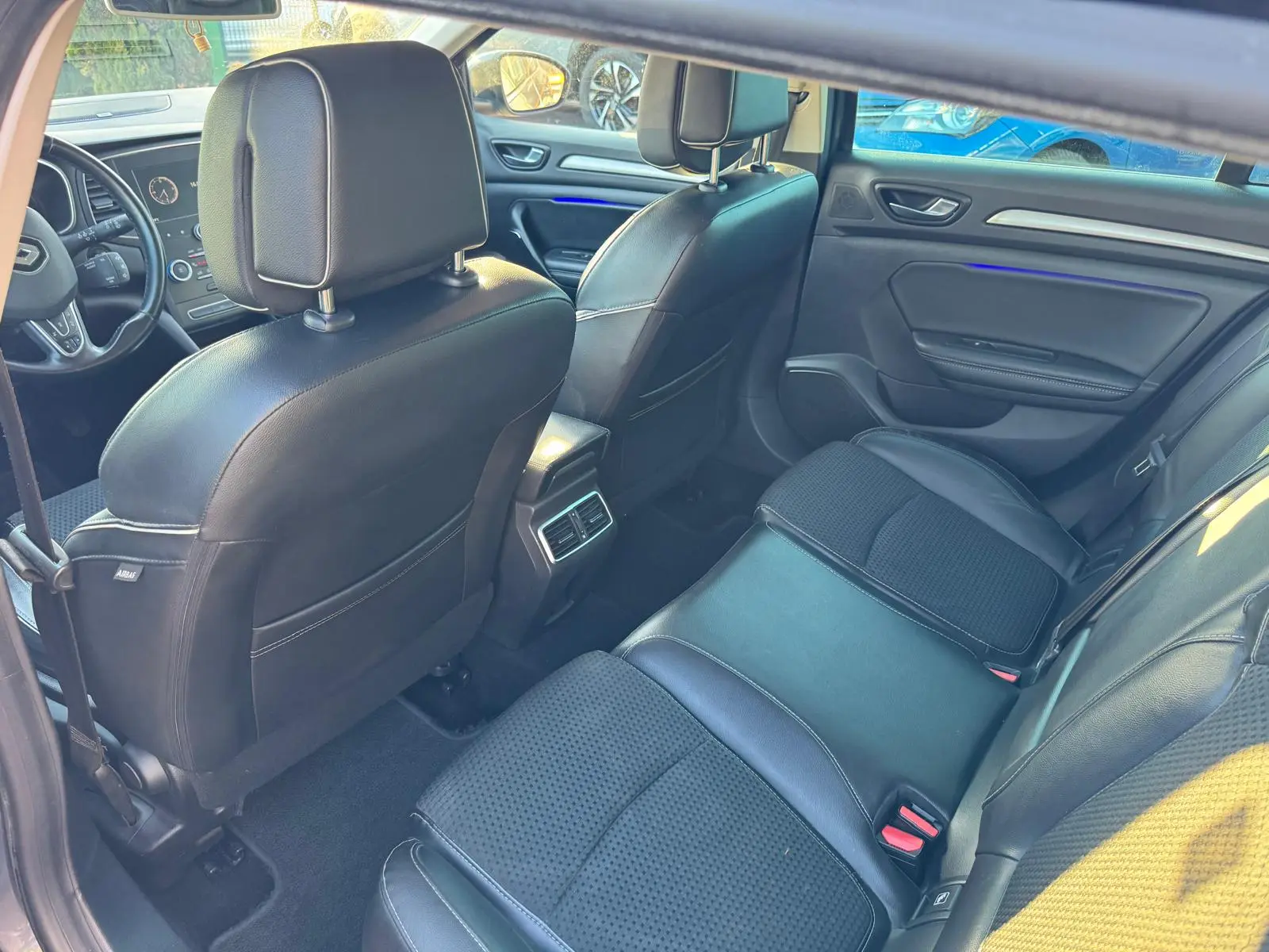 Renault Mégane Sport Tourer ENERGY TCe 130 BOSE EDITION 23