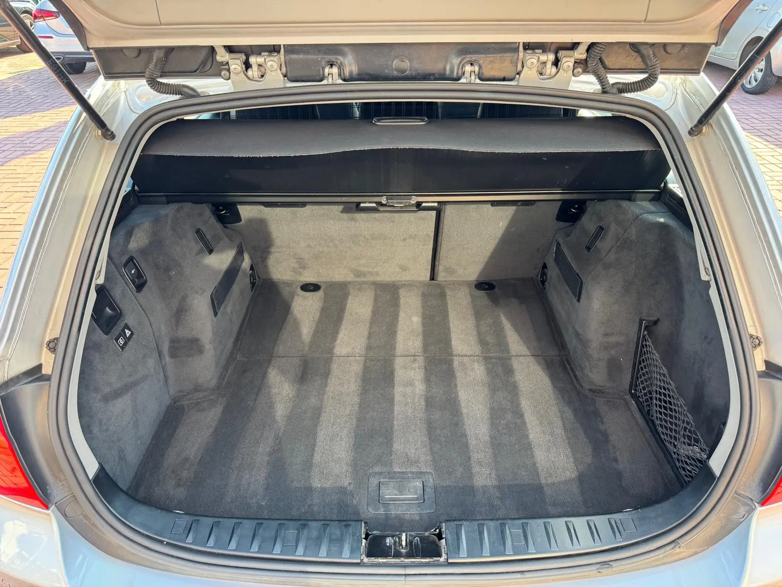 BMW 318 d Blue Performance 14