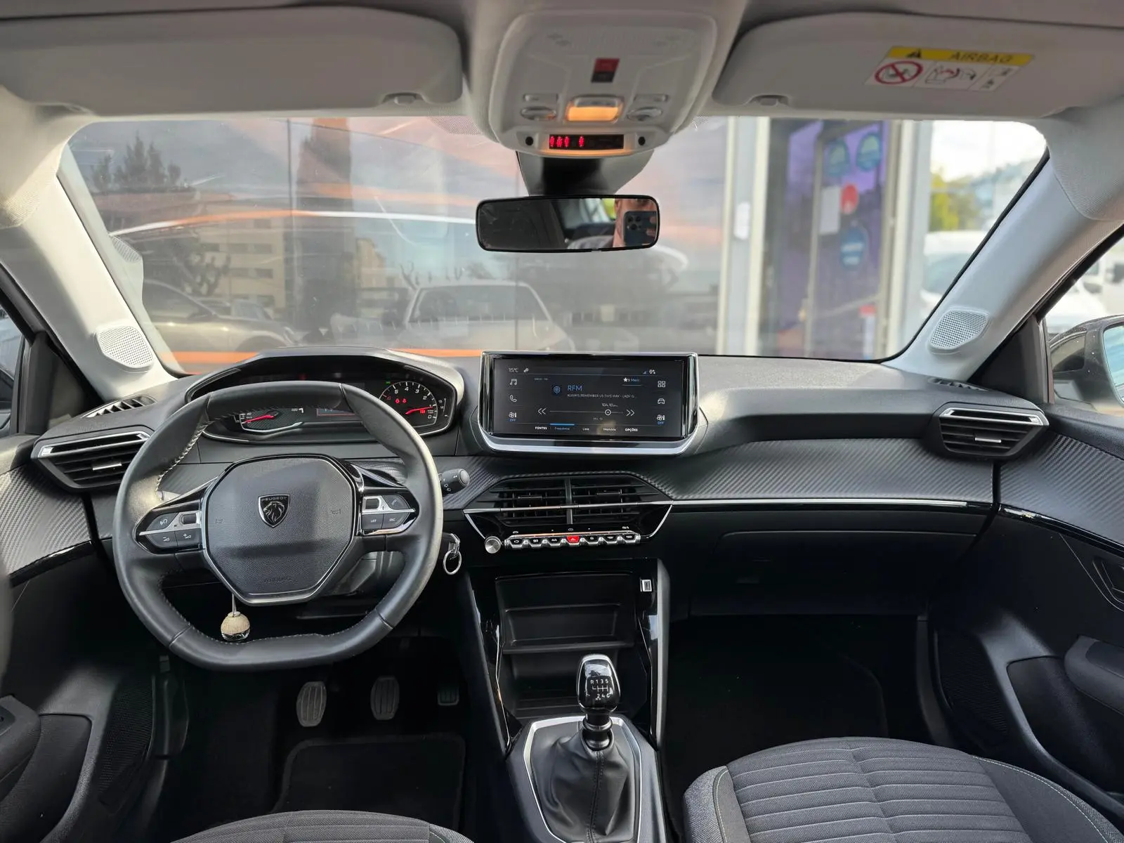 Peugeot 208 1.2 Puretch 29