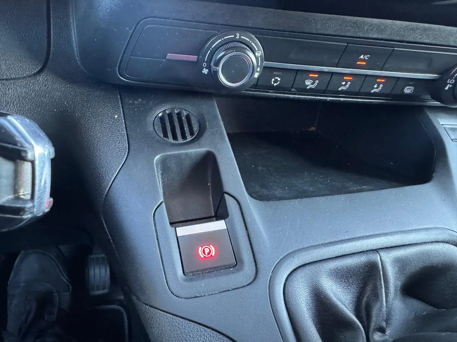 Peugeot Partner 1.5HDi Longa 16