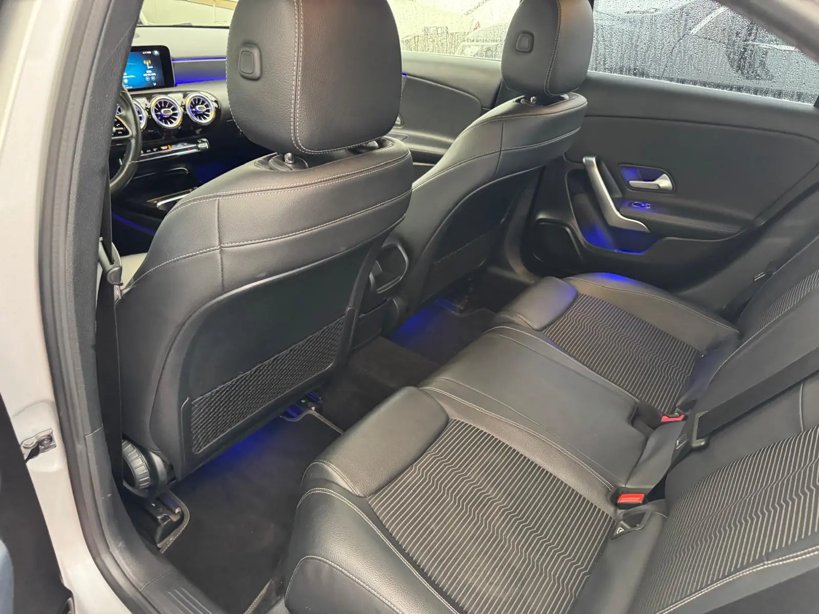 Mercedes-Benz A 180 Limousine d 7G-DCT Progressive 23