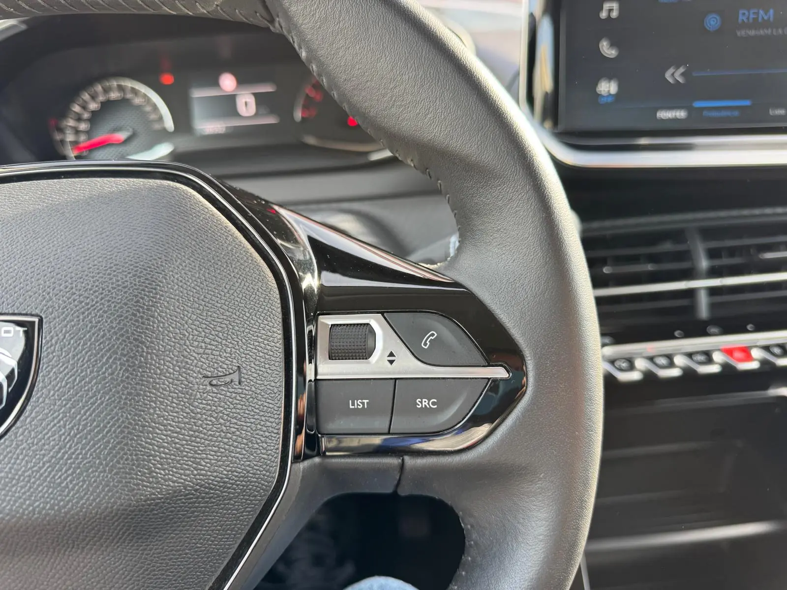 Peugeot 208 1.2 Puretch 25