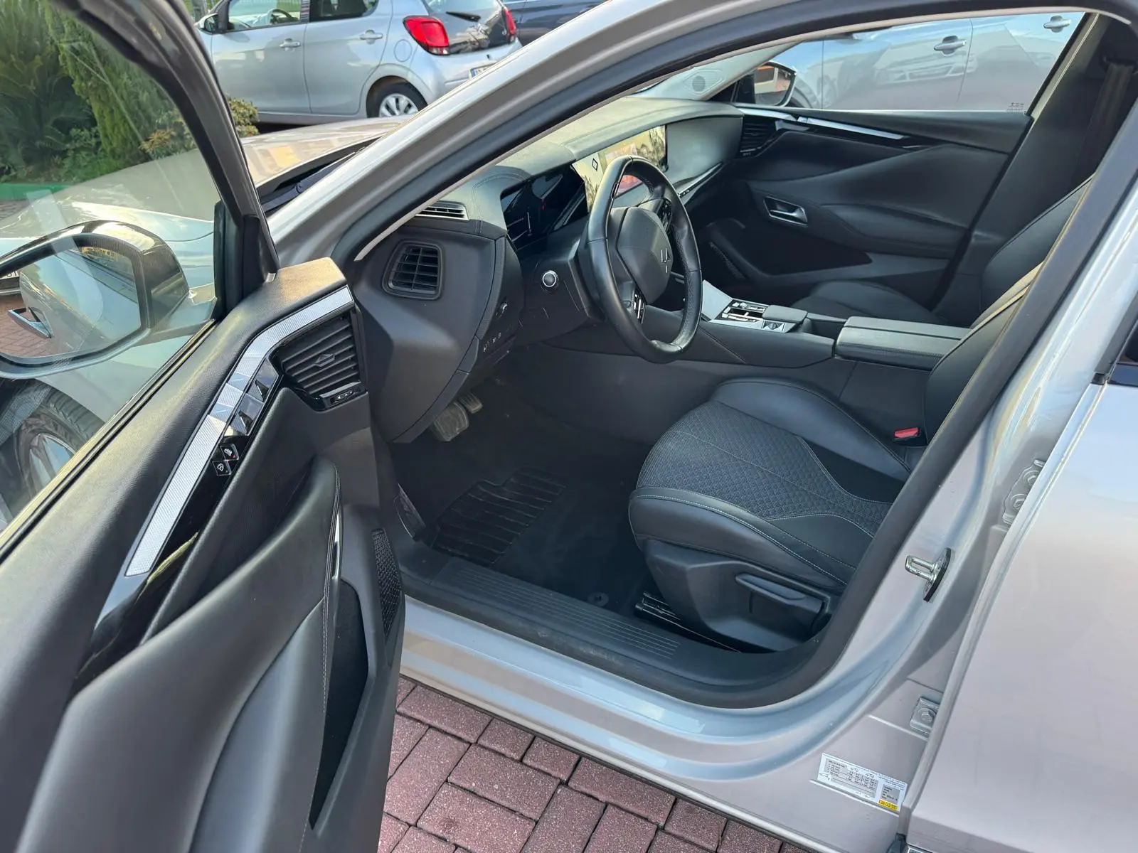 DS DS4 E-TENSE 225 OPERA 6