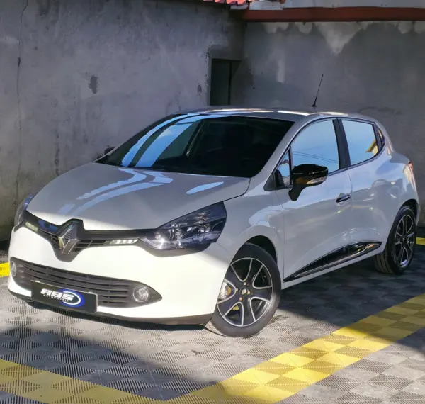 Renault Clio Dynamic S 1