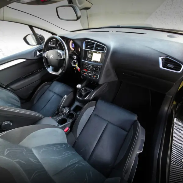 Citroën C4 1.6 e-HDi Business 9