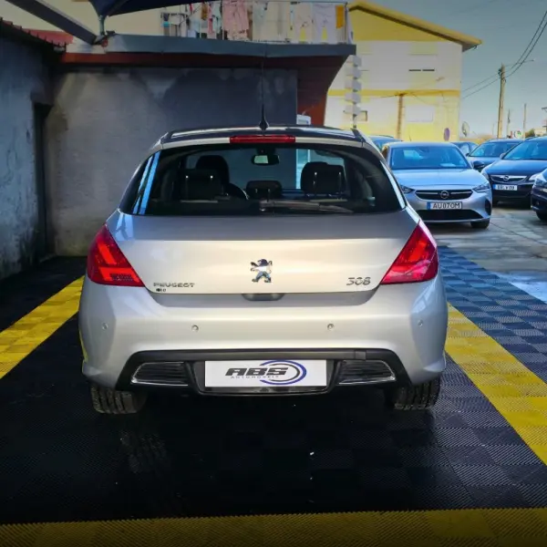 Peugeot 308 1.6 HDi Executive CMP6 6