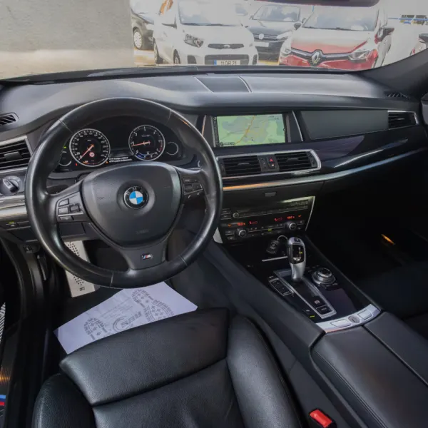 BMW 520 Gran Turismo d Pack M 13