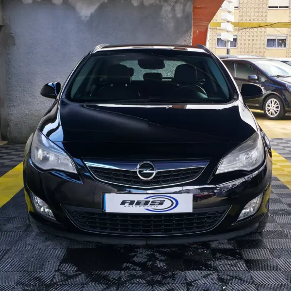 Opel Astra Sports Tourer 1.7 CDTi Cosmo 2