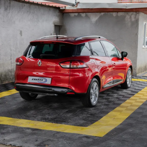 Renault Clio 1.5 dCi Limited 4