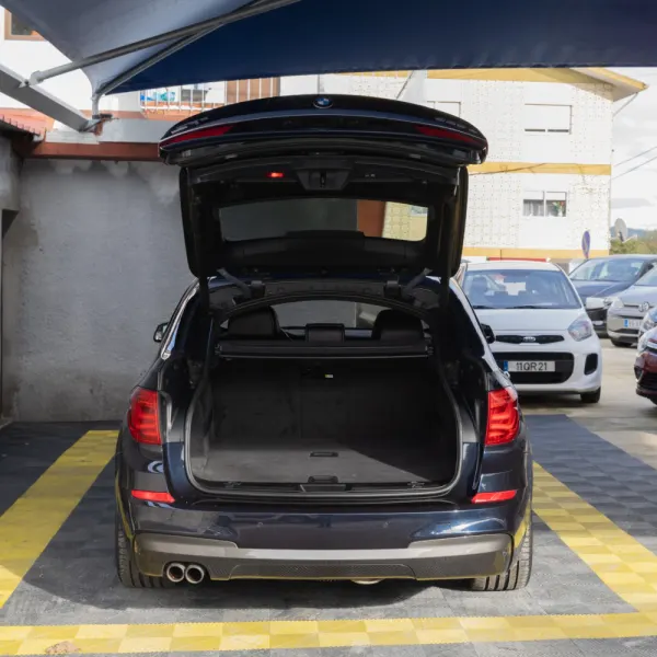 BMW 520 Gran Turismo d Pack M 7