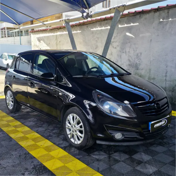Opel Corsa 1.2 Enjoy 3