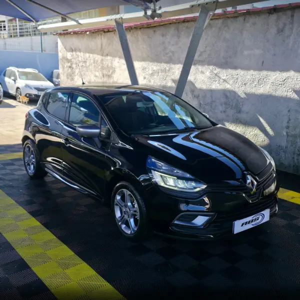 Renault Clio 0.9 TCe GT Line 3