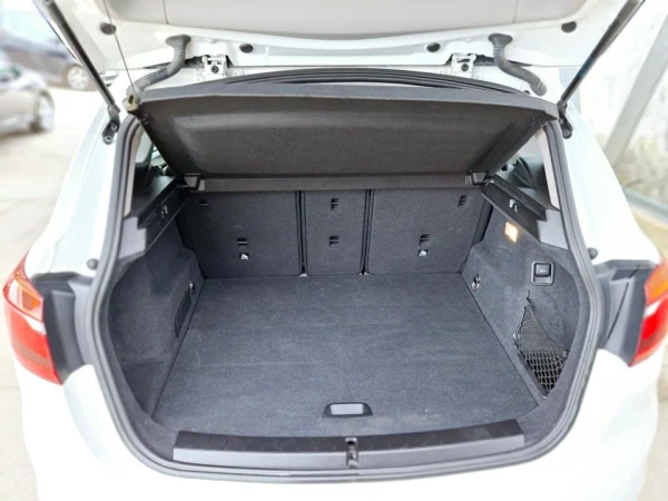 BMW 216 Active Tourer d Advantage 10
