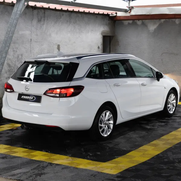 Opel Astra Sports Tourer 1.6 CDTI Dynamic Sport 5