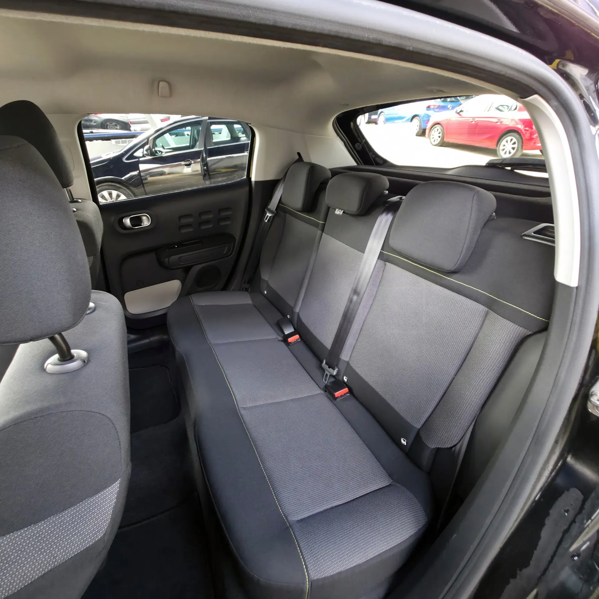 Citroën C3 1.2 PureTech Attraction 7