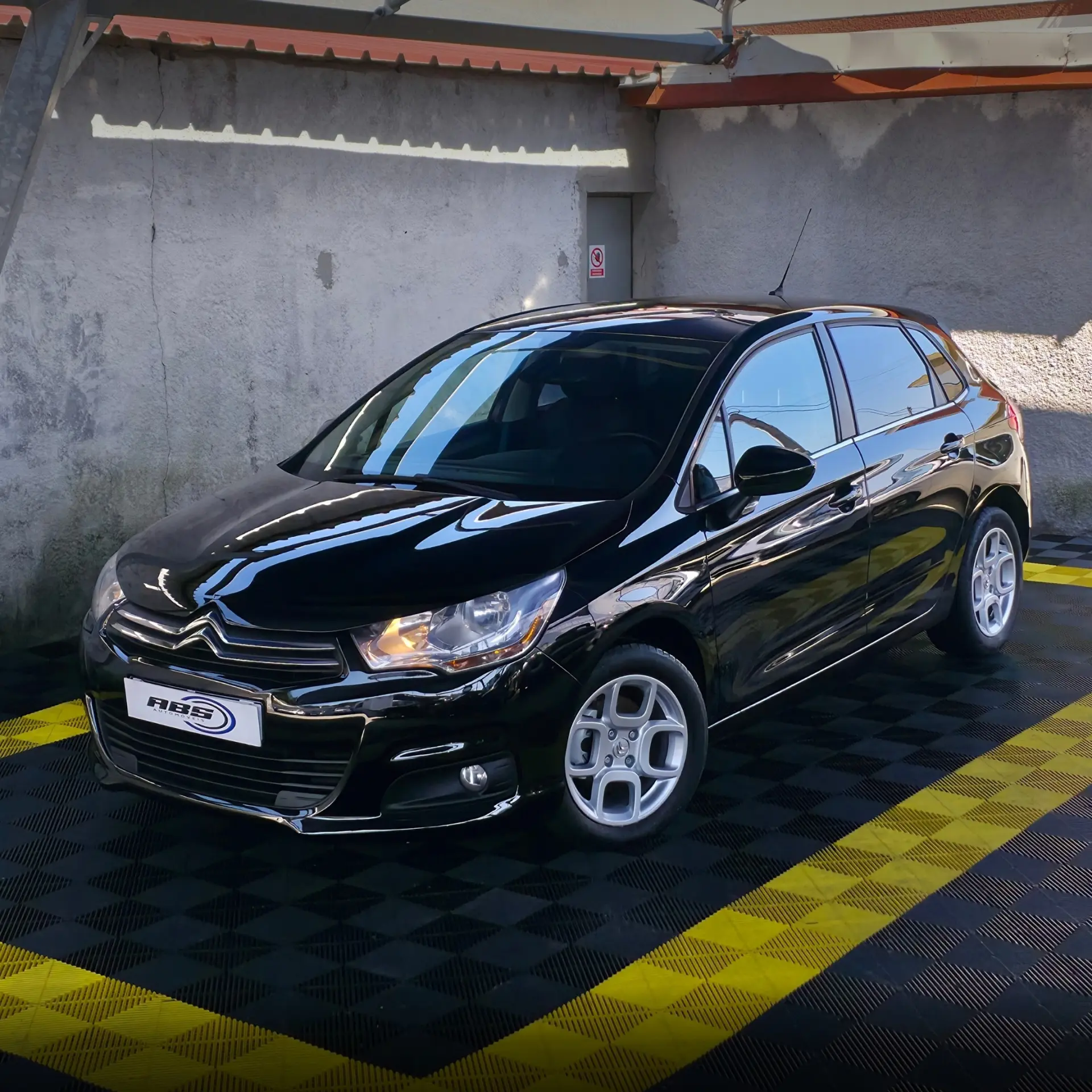 Citroën C4 1.6 e-HDi Business 1