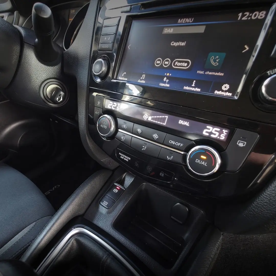 Nissan Qashqai 1.5 dCi Acenta C/Barras de Tejadilho 8