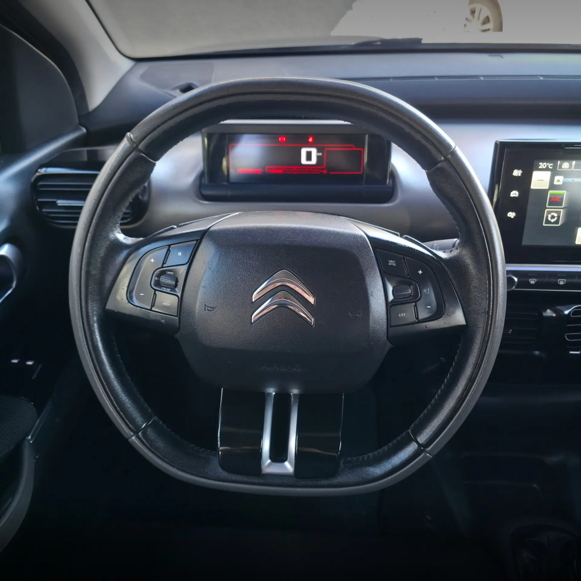 Citroën C4 Cactus 1.2 PureTech Shine 12