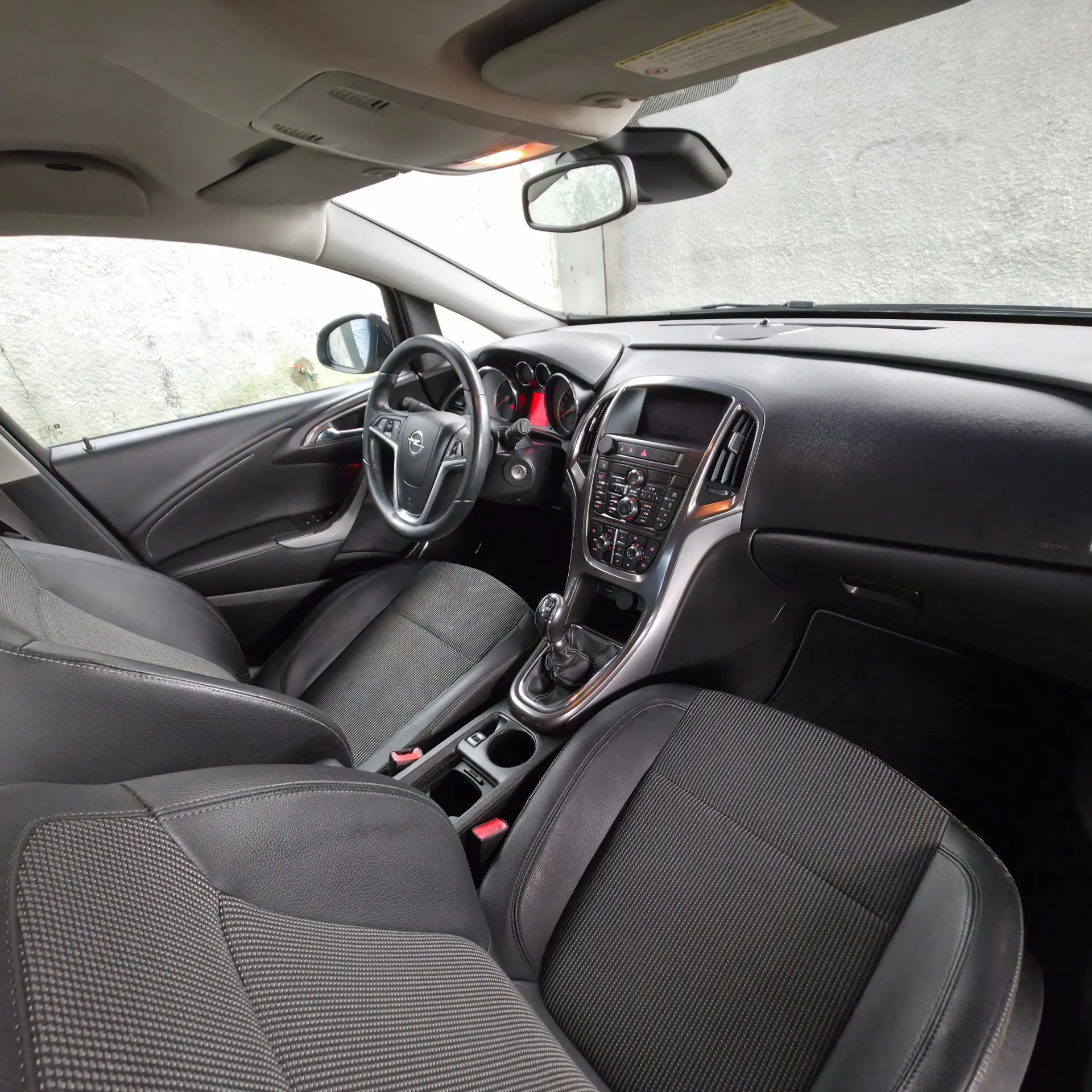 Opel Astra Sports Tourer 1.7 CDTi Cosmo 11