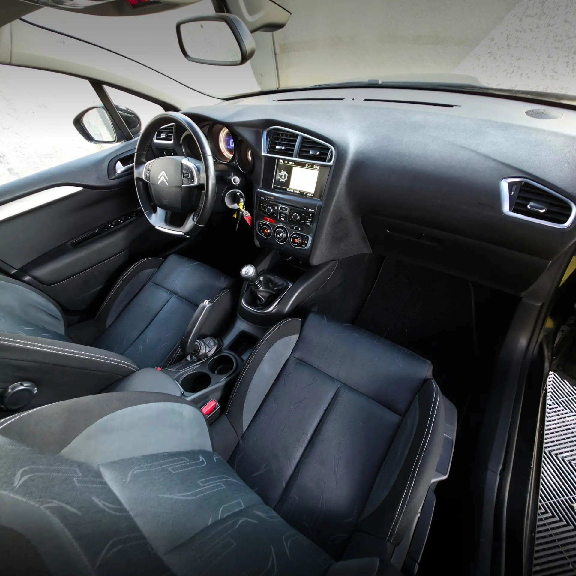 Citroën C4 1.6 e-HDi Business 9