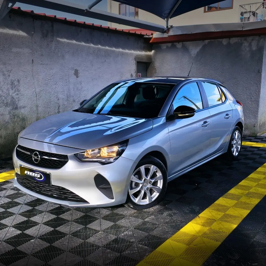 Opel Corsa 1.2 Elegance 1