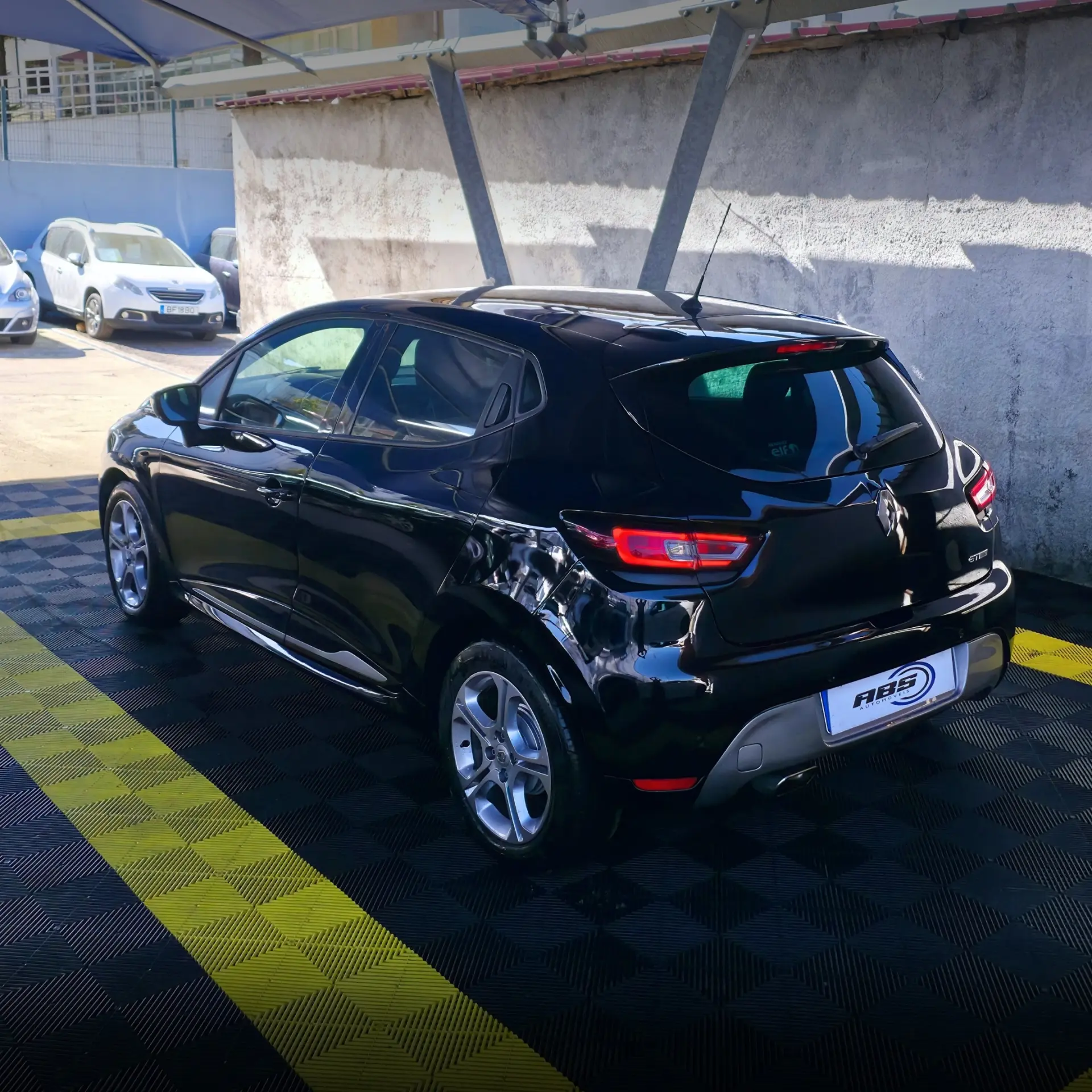 Renault Clio 0.9 TCe GT Line 4