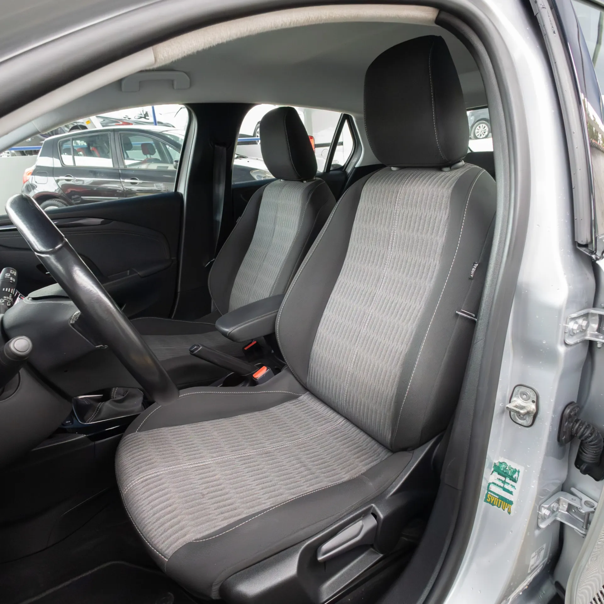 Opel Corsa 1.5 D Elegance 7