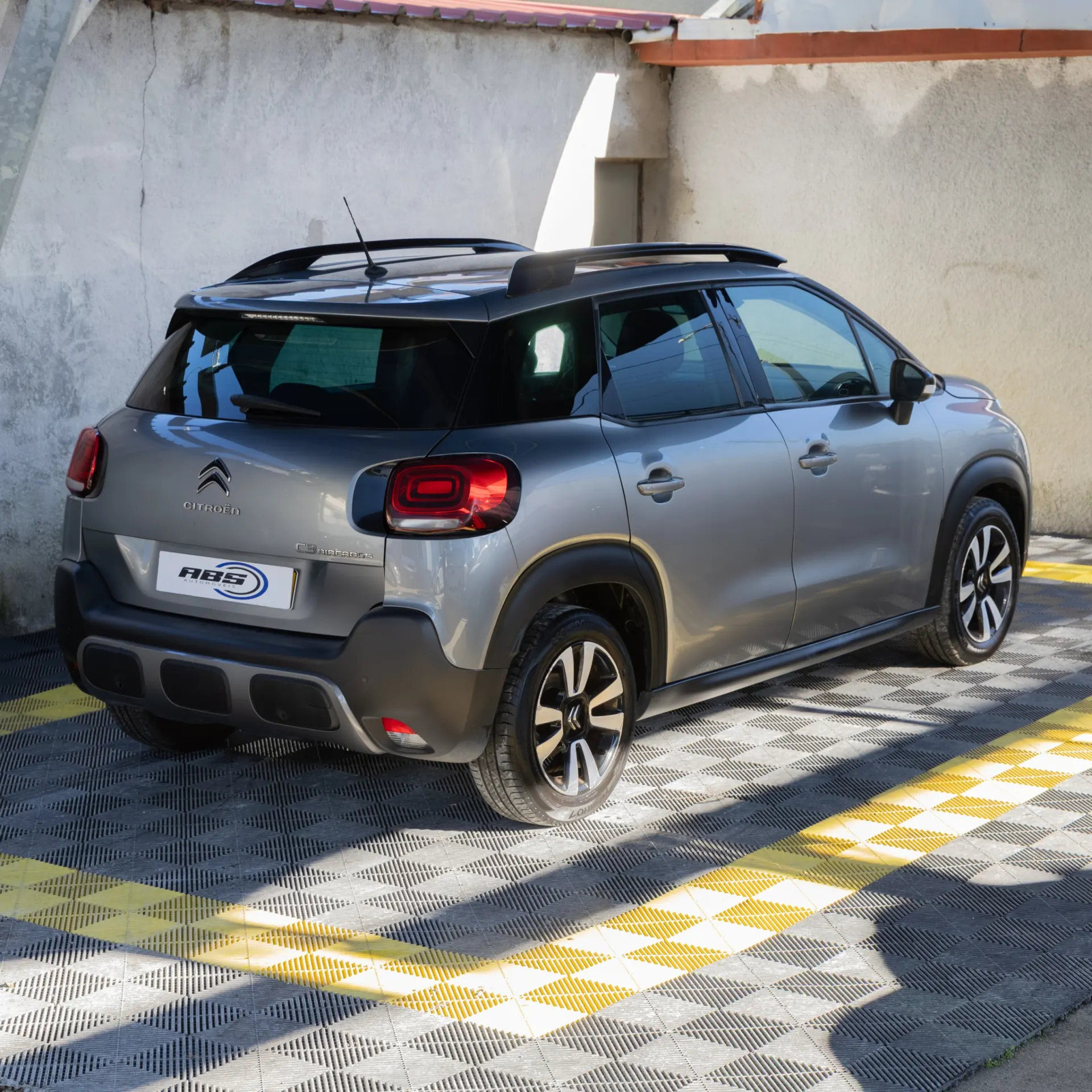 Citroën C3 Aircross 1.2 PureTech Shine 4