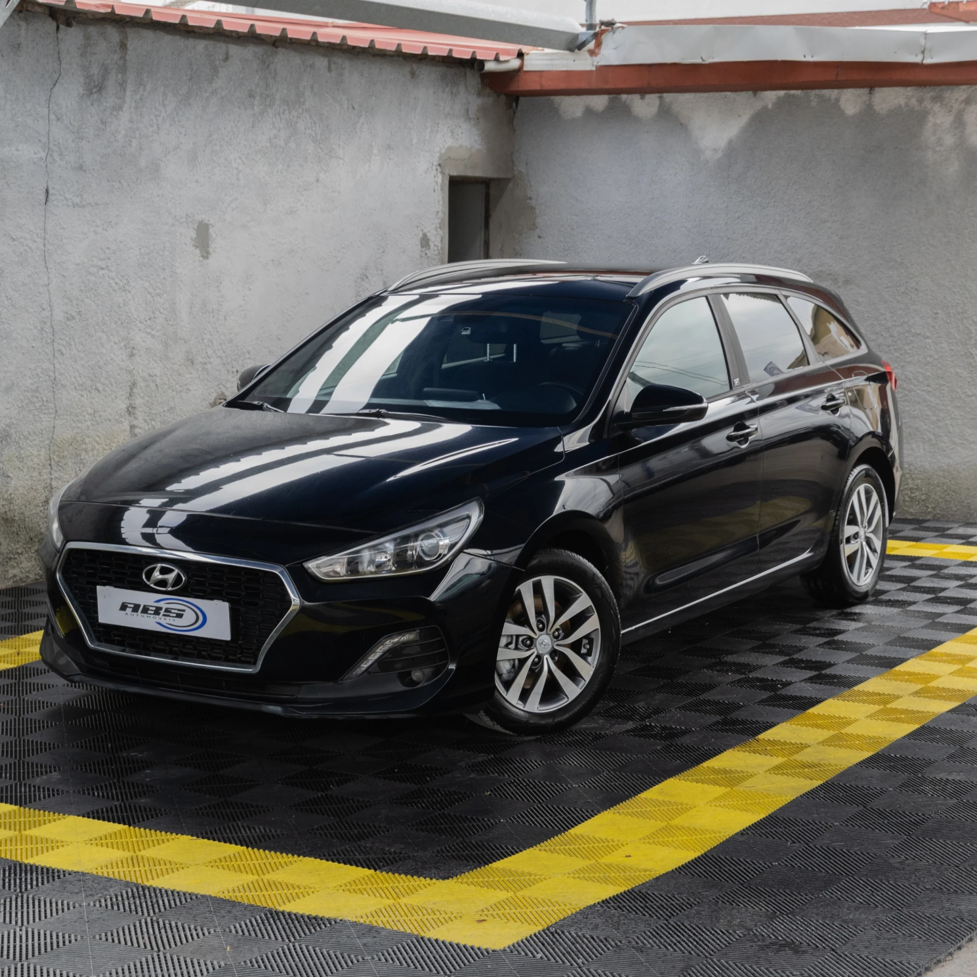 Hyundai i30 SW 1.6 CRDi Blue Comfort+Navi 1