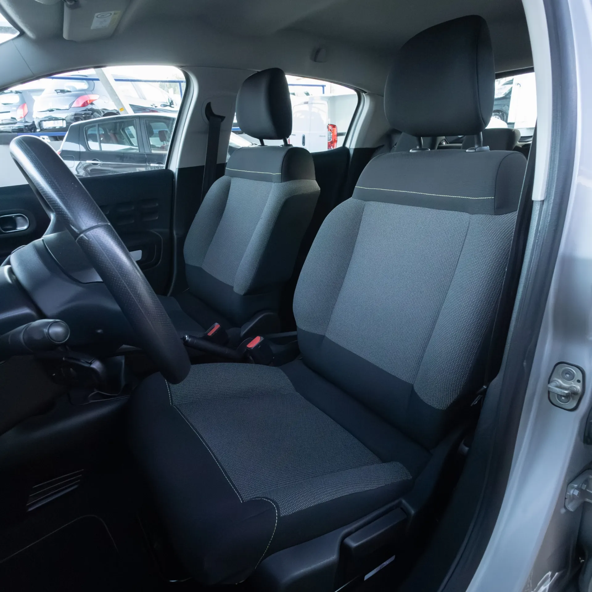 Citroën C3 1.2 PureTech Feel 8