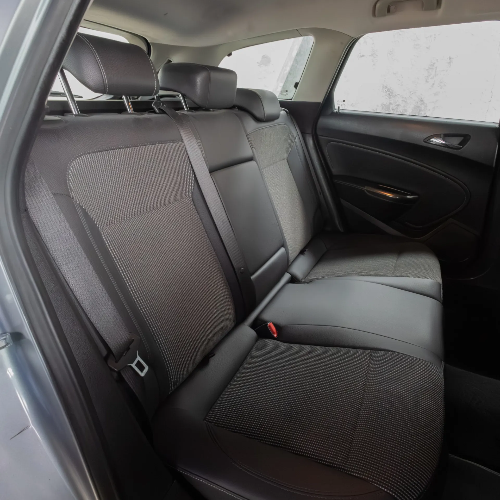 Opel Astra 1.3 CDTi Cosmo Start/Stop 9