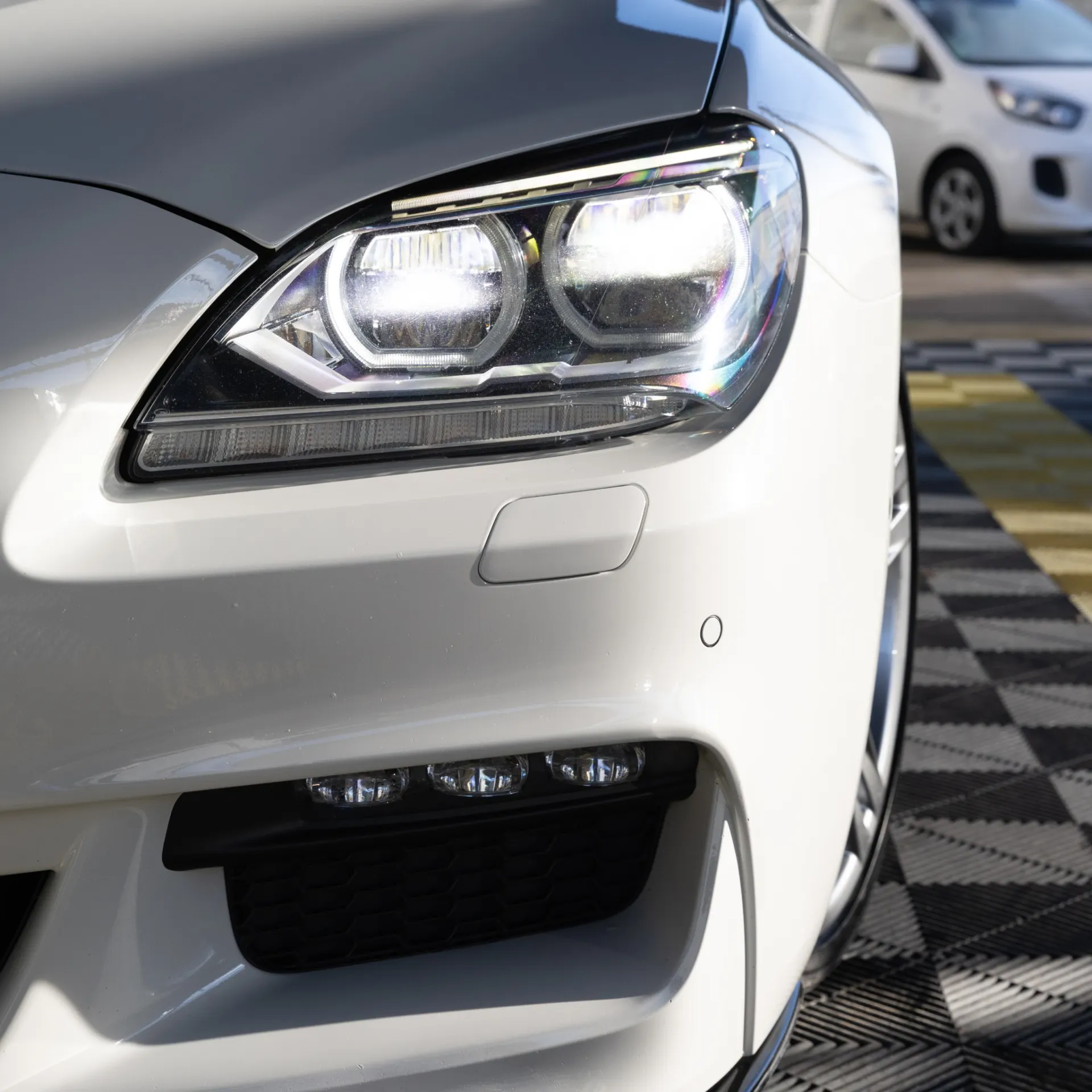 BMW 640 d Pack M 13