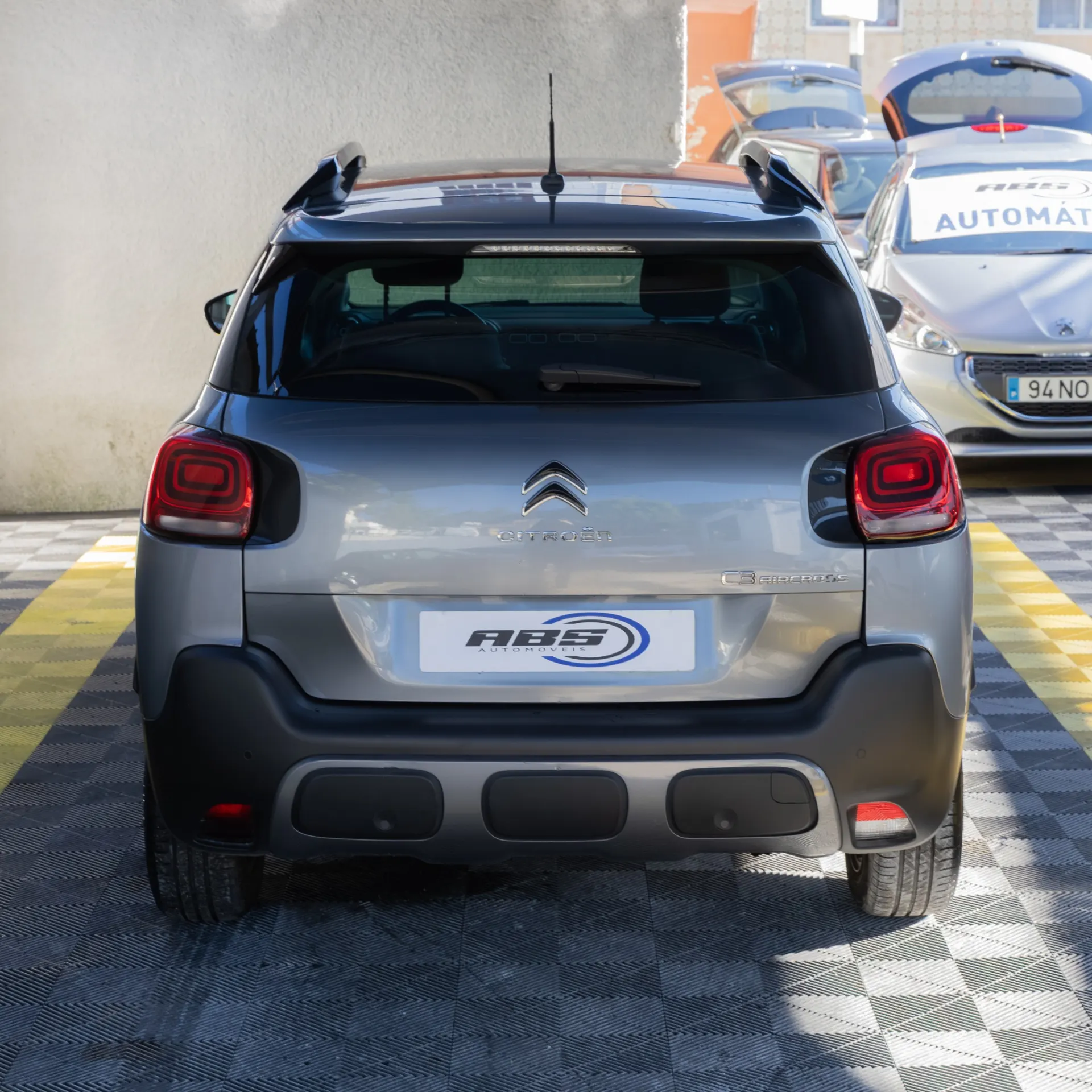 Citroën C3 Aircross 1.2 PureTech Shine 7