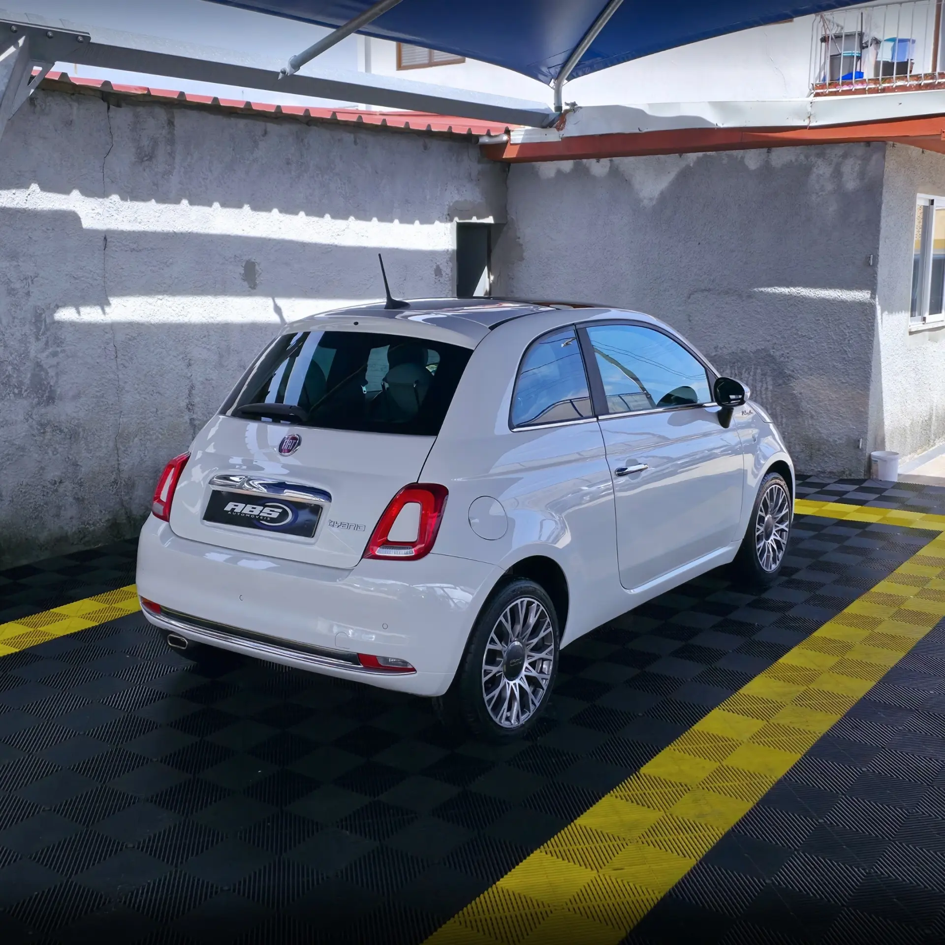 Fiat 500 1.0 Hybrid Icon 2