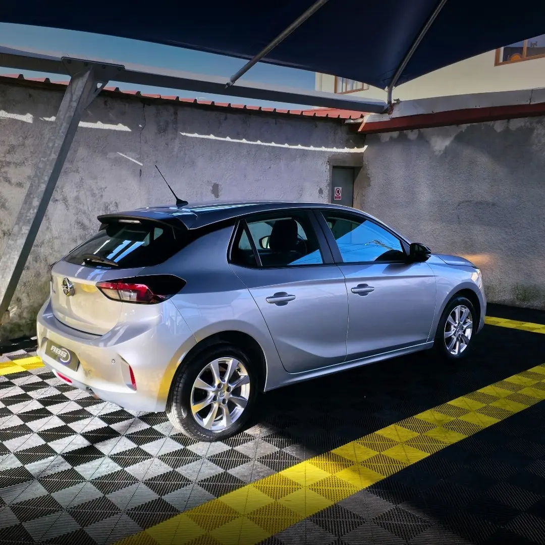 Opel Corsa 1.2 Elegance 5