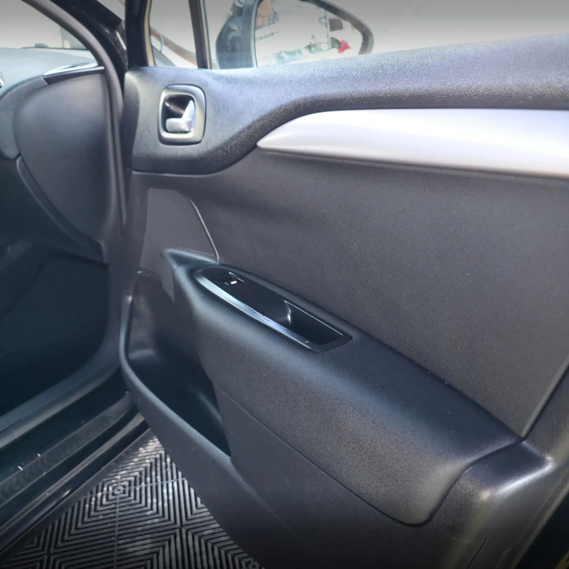 Citroën C4 1.6 e-HDi Business 14