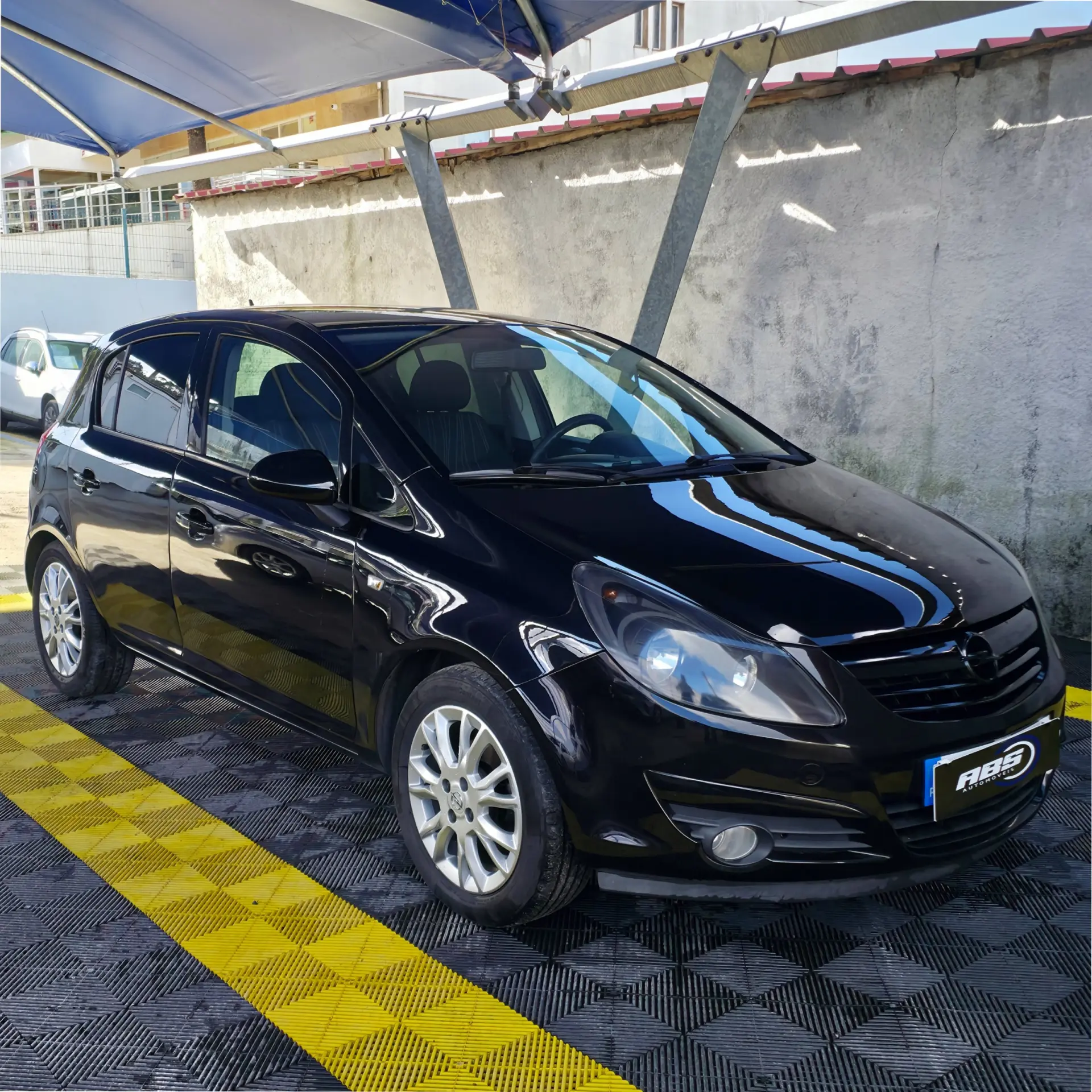 Opel Corsa 1.2 Enjoy 3